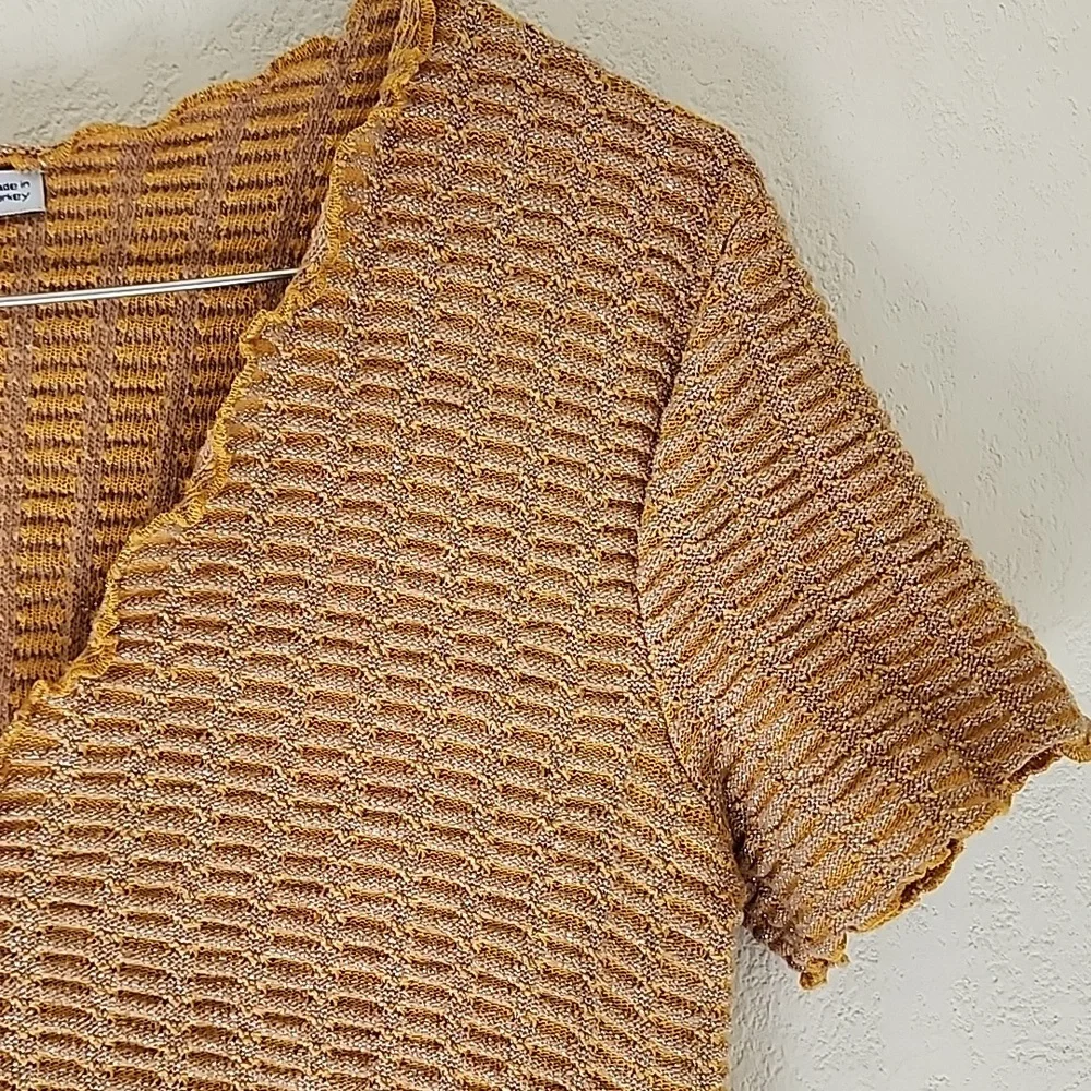 Zara Women's Textured Mustard Yellow Lightweight Sweater Gold threading Sz Med